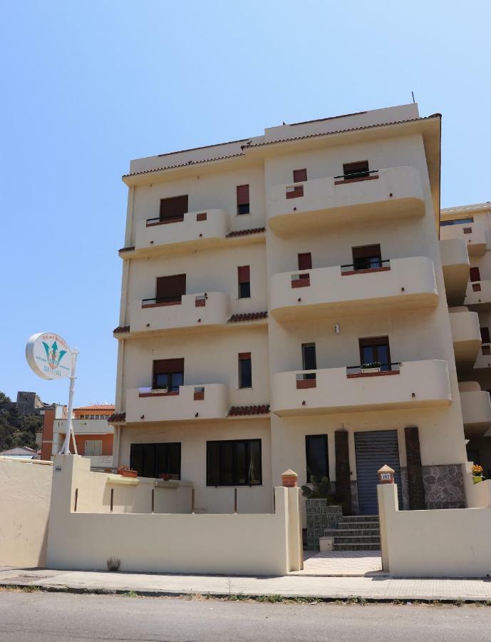 B&B Nettuno Beach Milazzo Exterior photo